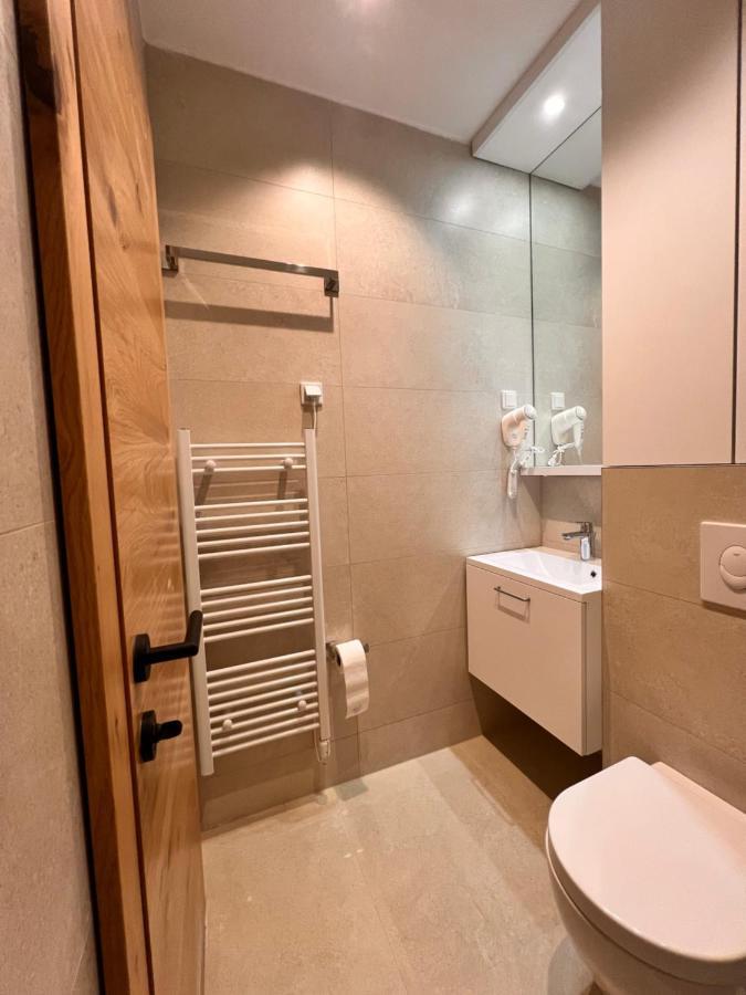 Apartment 202 - Aparthotel Zlatni Javor ยาโฮรินา ภายนอก รูปภาพ